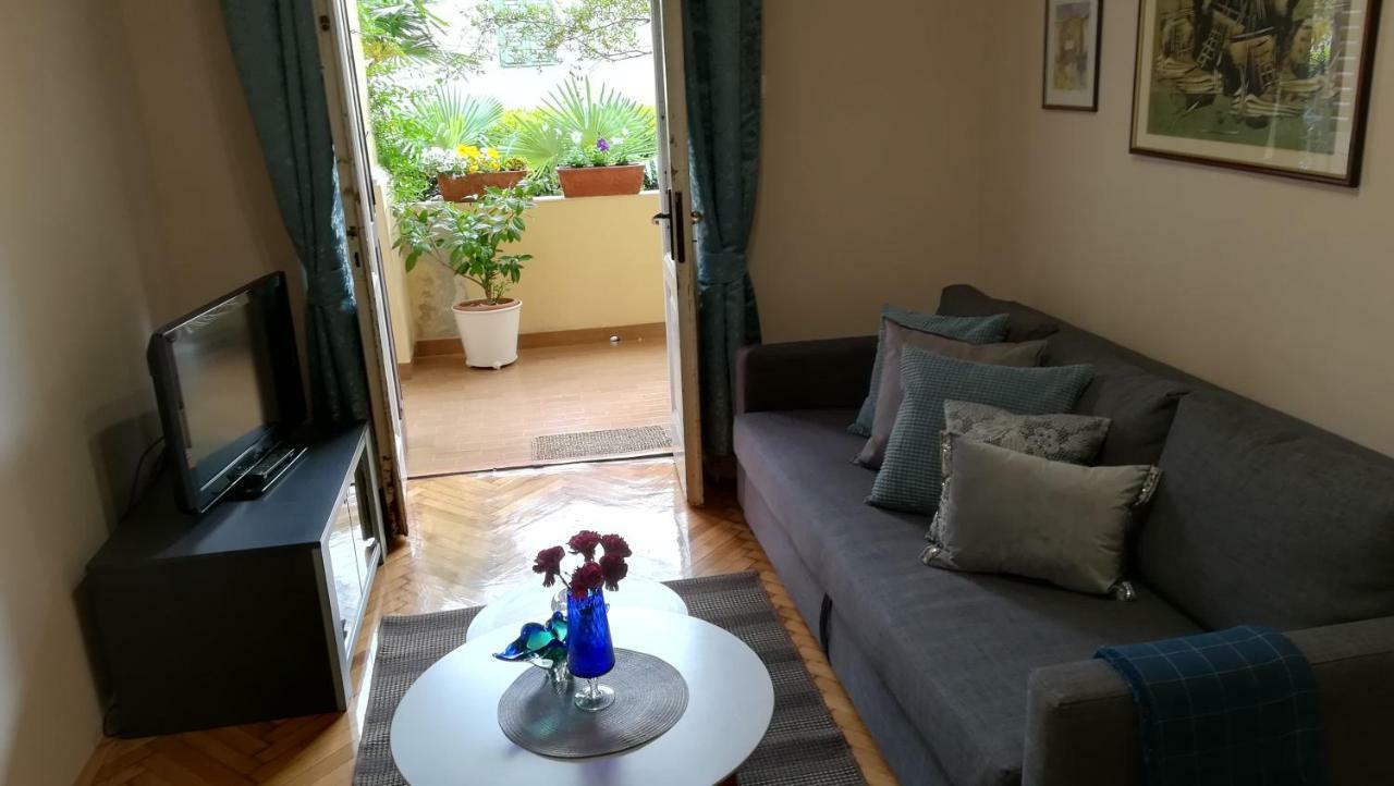 Apartment Tina  Opatija Buitenkant foto