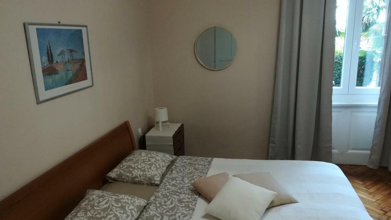 Apartment Tina  Opatija Buitenkant foto